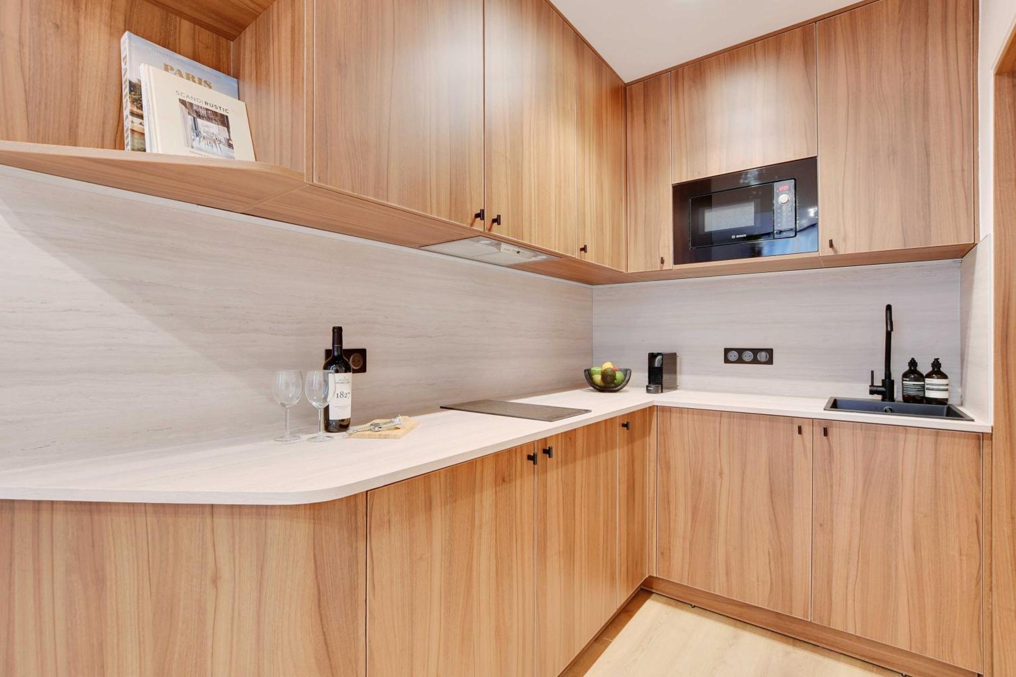 Elegant With Ac -2br-6p- Le Marais Paris
